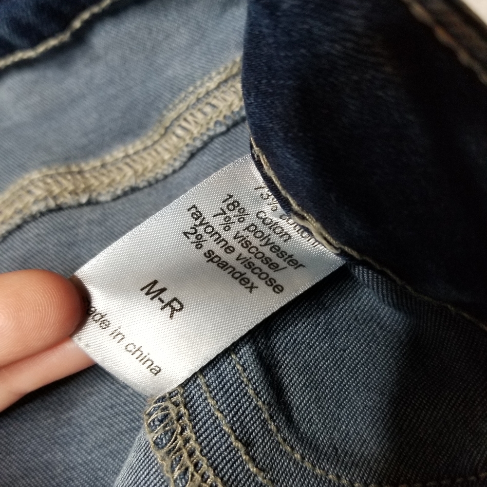 Maurices High Rise Jeans - Picture 3 of 5